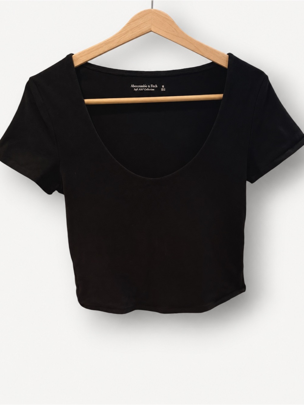 Abercrombie & Fitch Soft A&F Collection Scoop Neck Crop Tee Black Medium